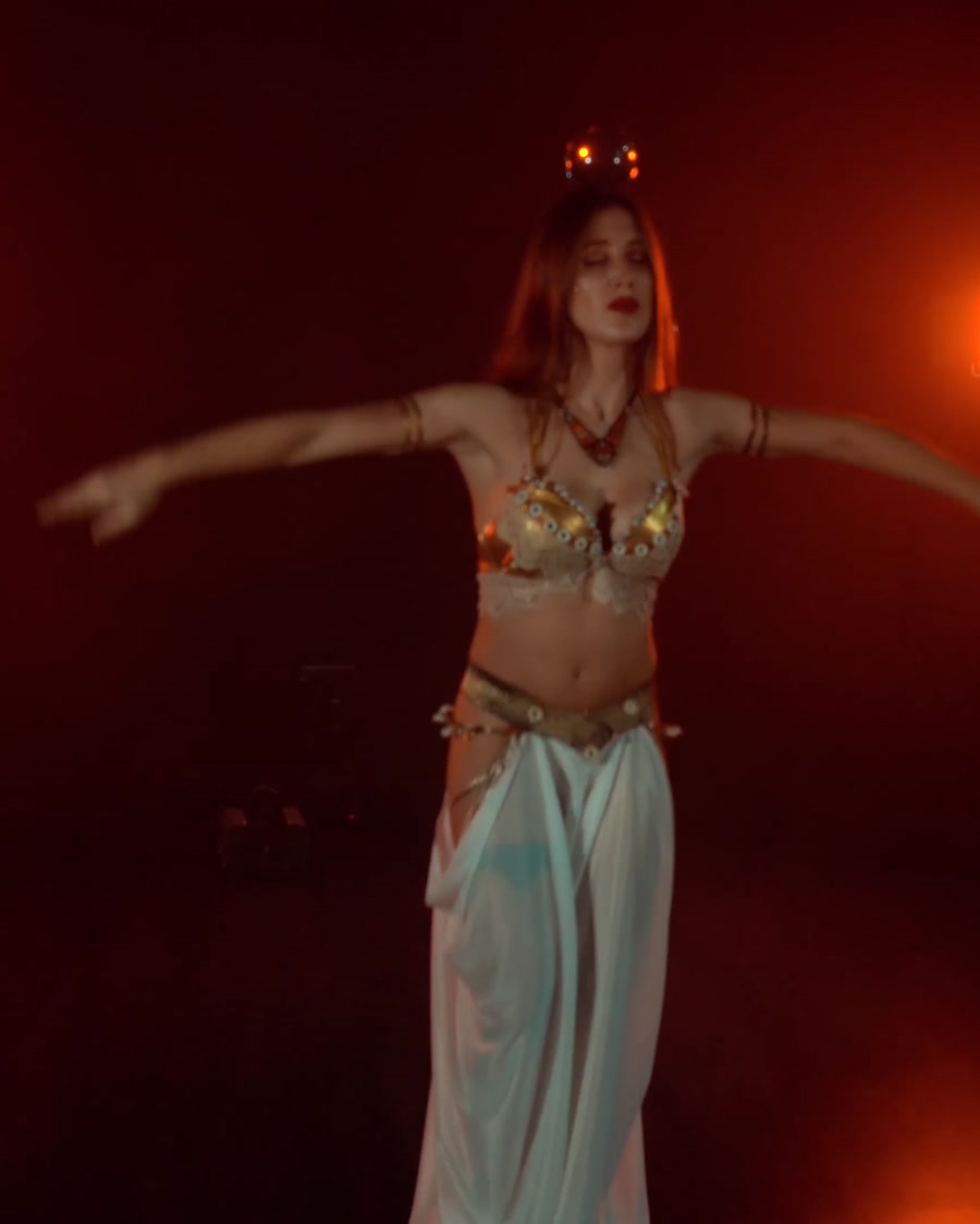 Sereia performing a tribal fusion dance act